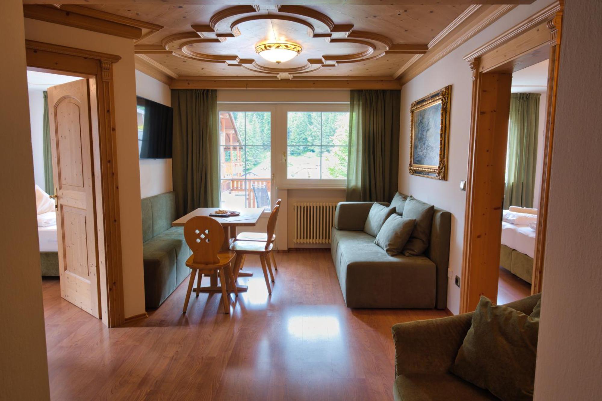 Wellness Residence Villa Leck เซลวาดีวัลการ์เดนา ภายนอก รูปภาพ